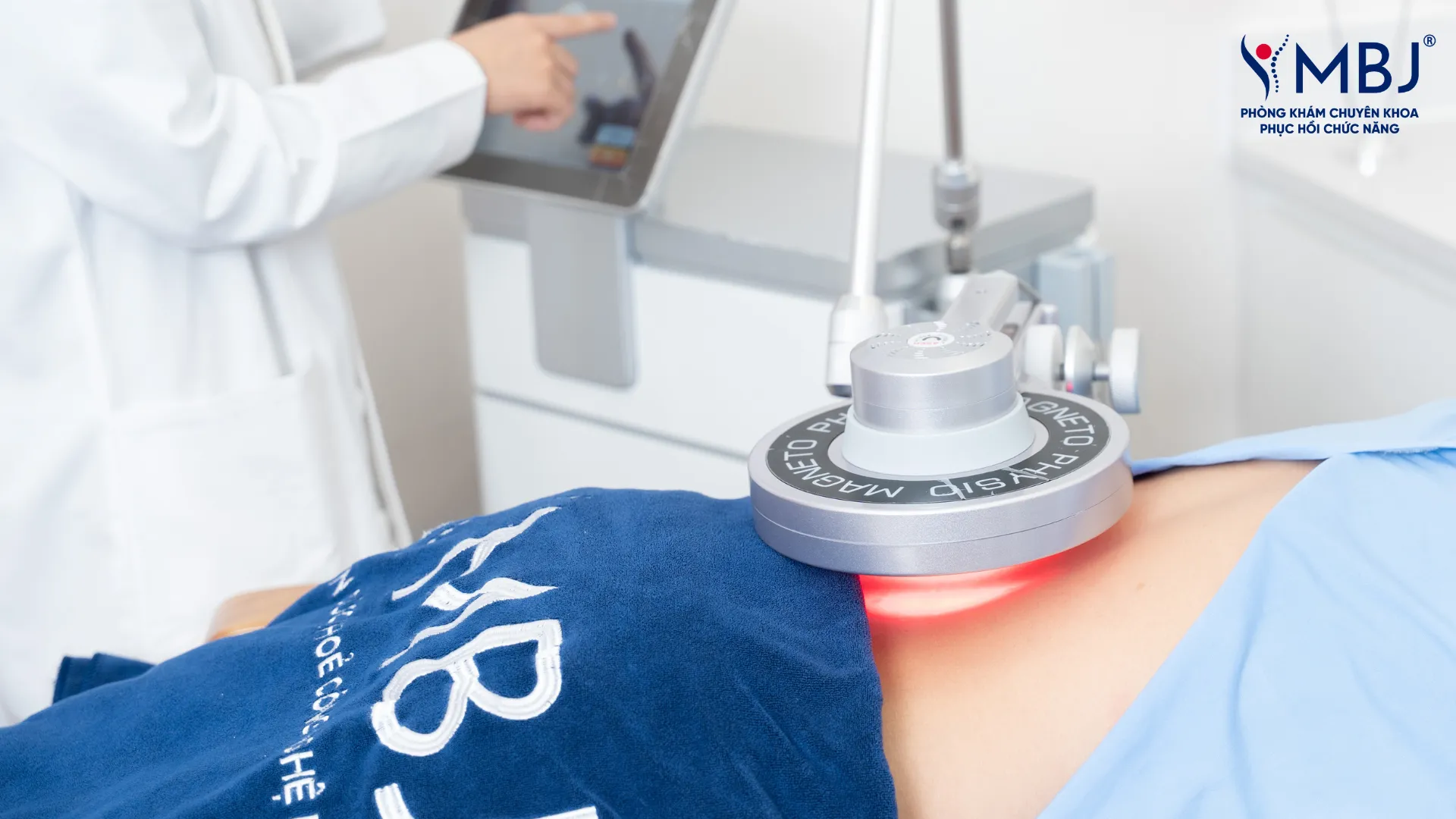 Anh Thảo được điều trị với công nghệ từ trường siêu dẫn EMS