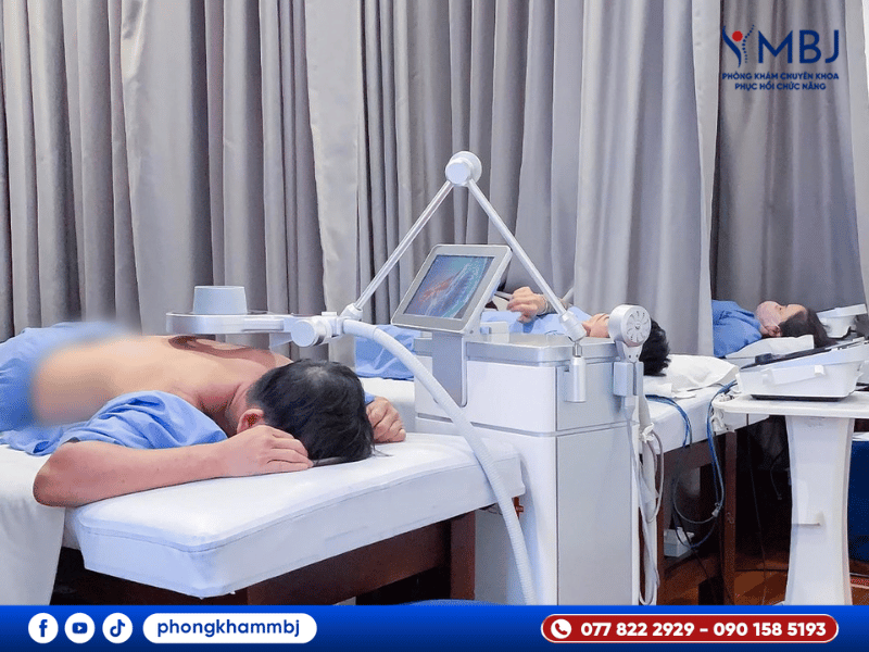 trang thiết bị máy móc hiện đại tại phòng khám MBJ
