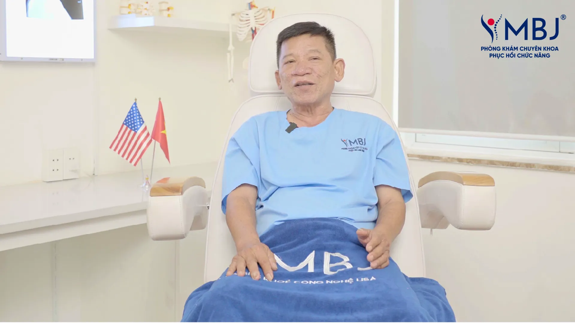 Chú Minh Tiến 61 tuổi sau khi hoàn tất phác đồ 15 buổi tại phòng khám MBJ